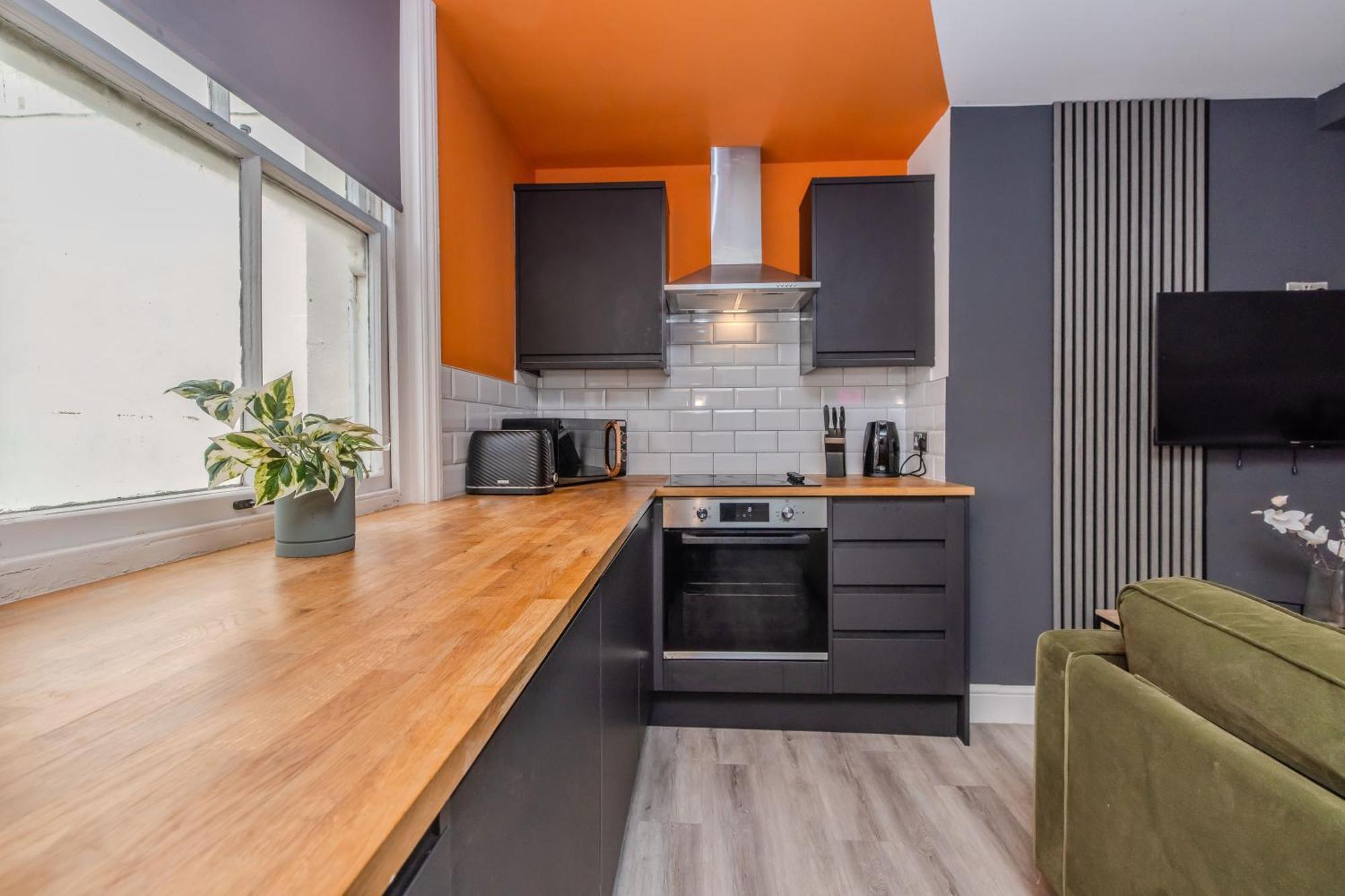 Luxe City Living L 2-Bedroom Flat With Free Parking Brighton Exterior photo